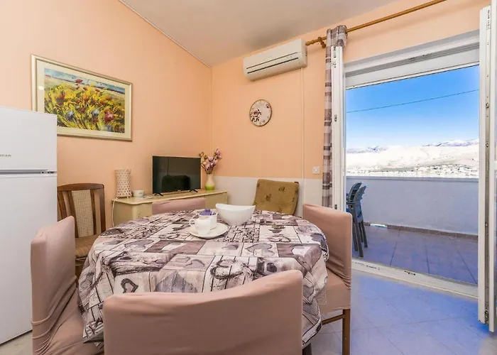 Stunning In Pag Апартаменты Паг
