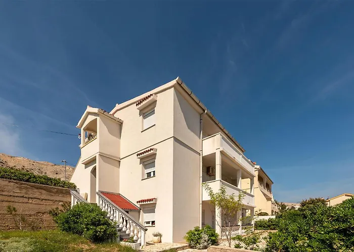 Stunning In Pag * פג